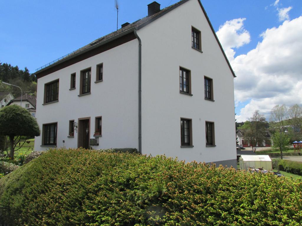 Gaestehaus Fichtenwaeldche Apartamento Kelberg Exterior foto